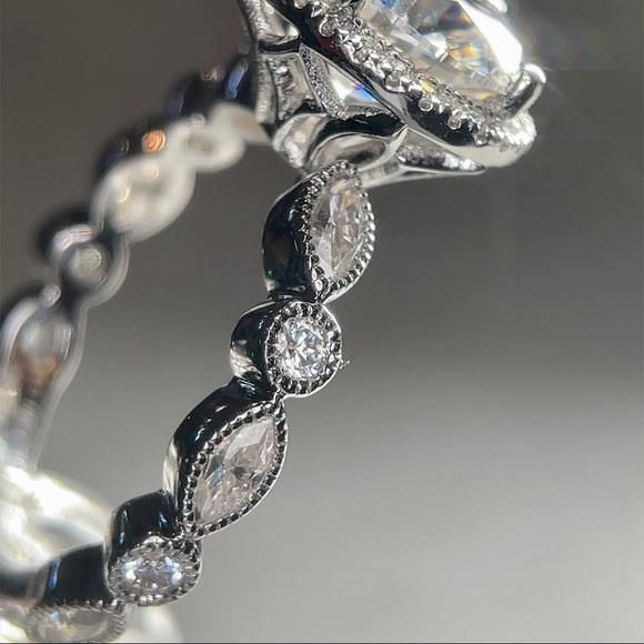 3ct with Halo & Art Deco band moissanite ring - Picture 5 of 12